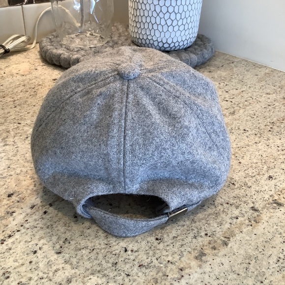 GAP Wool Gray and Yellow Cap Logo Hat - Picture 3 of 5